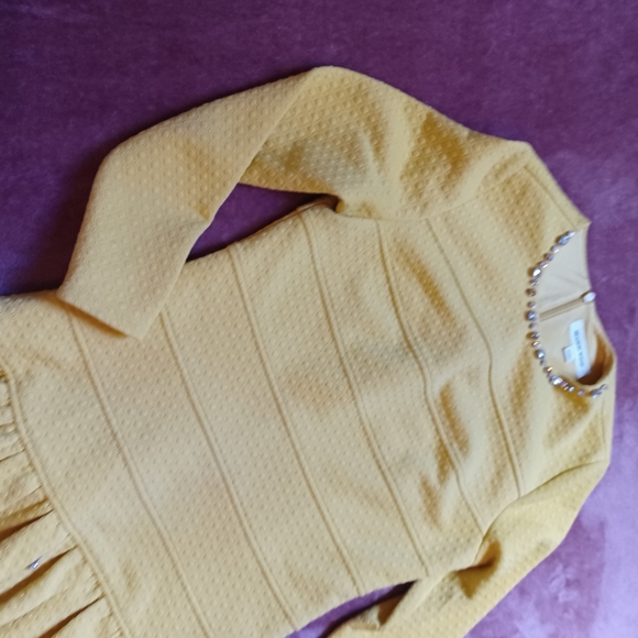 Yellow Mini Bee dress jewel accent thick lined gorgeous feminin ruffles Bey mini - Picture 3 of 13